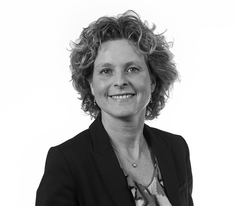 Hanneke Van Oirsouw Pasfoto